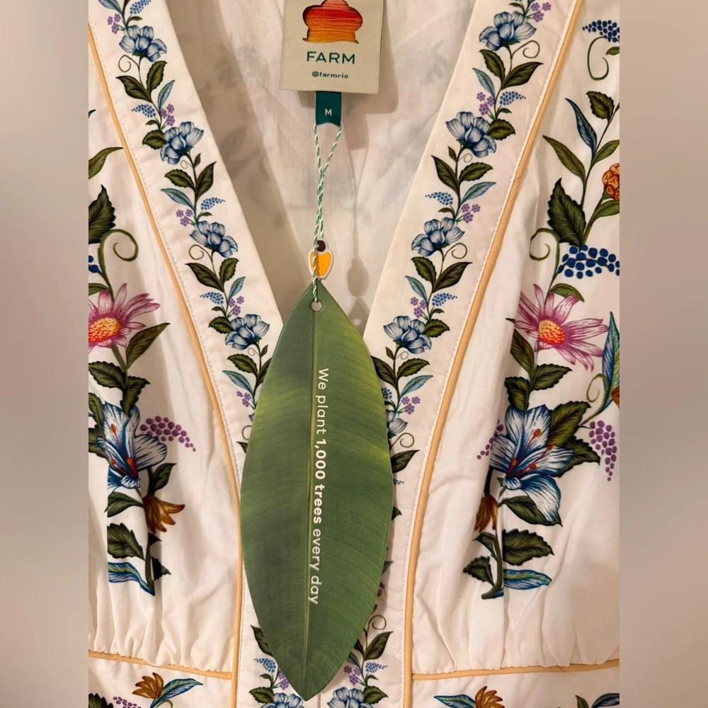 FARM Rio Sweet Bloom Dreamscape Off-White Mini Dress in size Medium - Picture 10 of 11